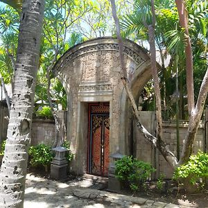 Two Bedroom Beach Front Villa Private Pool